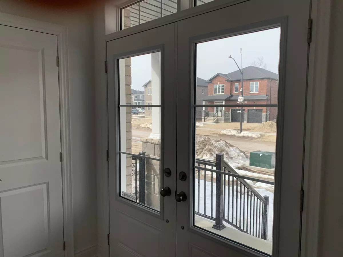 Wasaga Beach, ON L9Z 0R9,23 AMBER DR