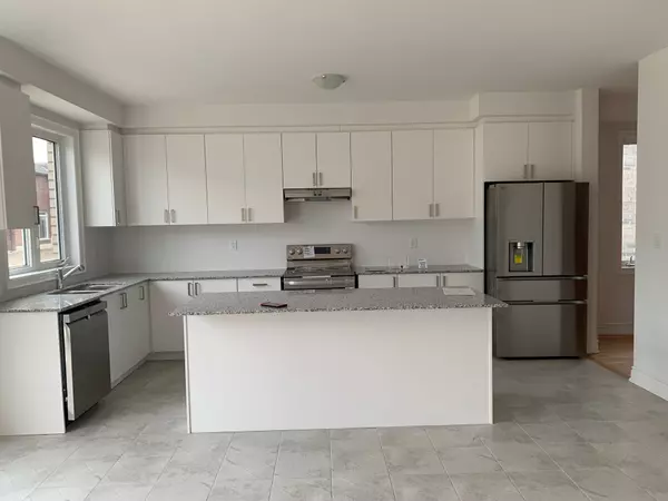 Wasaga Beach, ON L9Z 0R9,23 AMBER DR