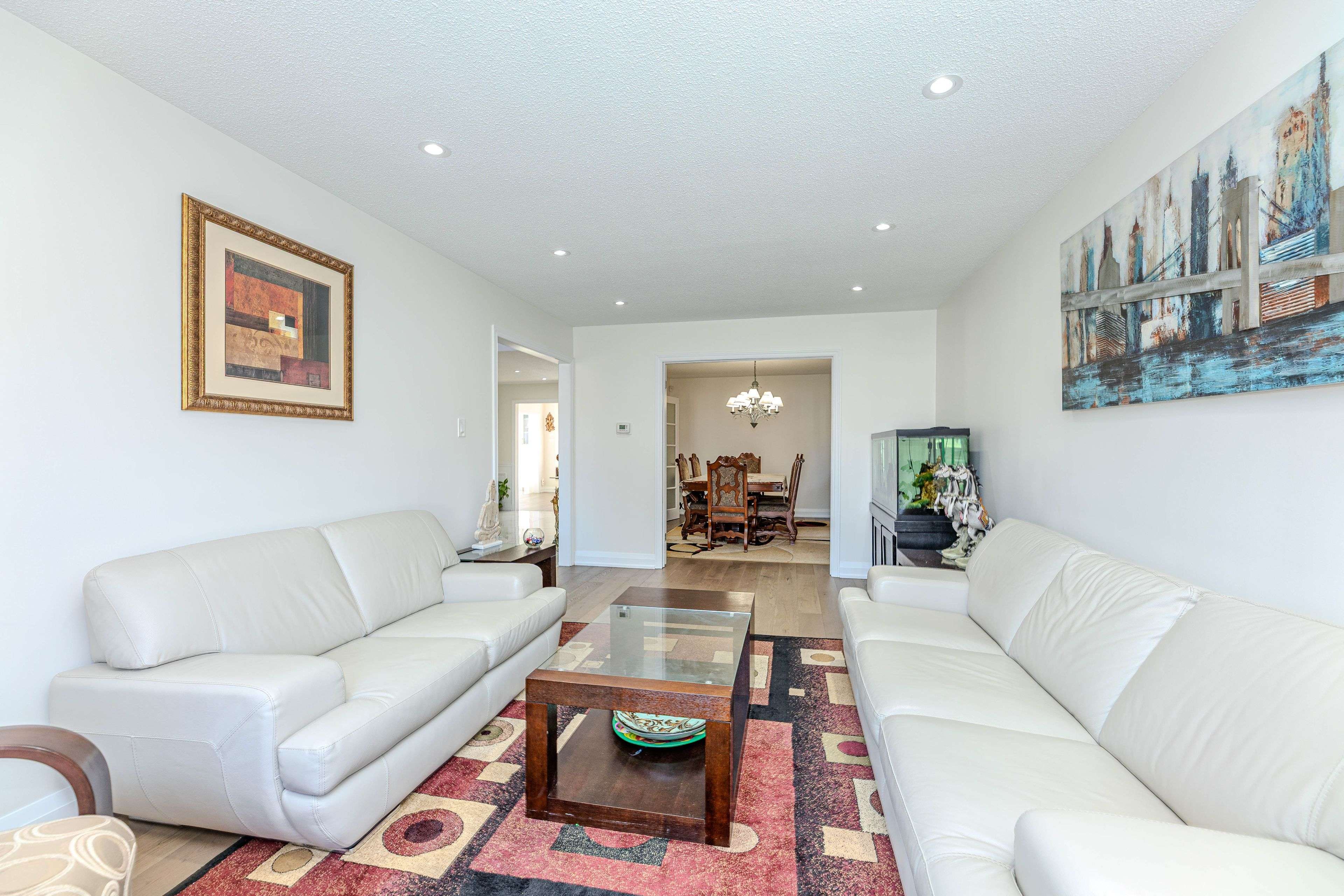 Oakville, ON L6M 2J7,1310 Greenridge CIR