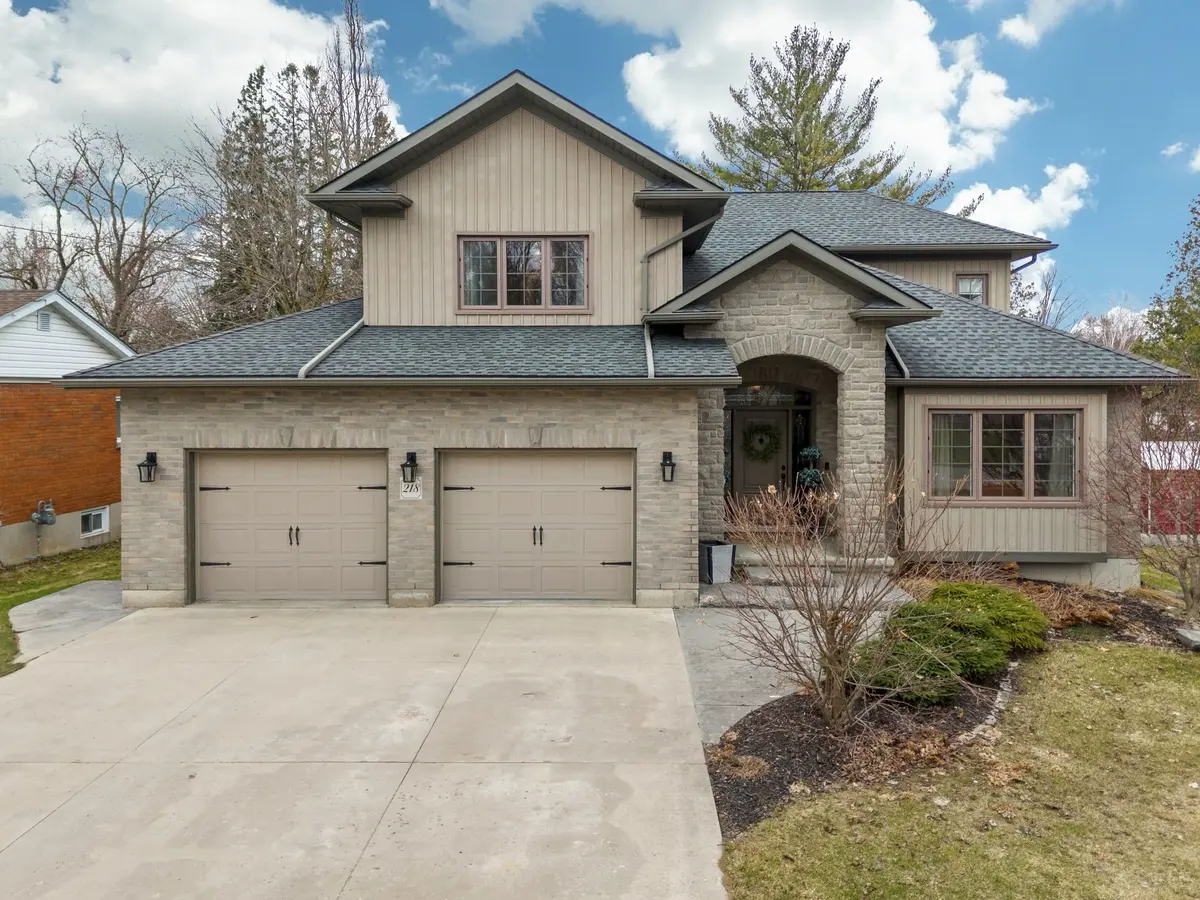 North Huron, ON N0M 1H0,218 Wellington ST