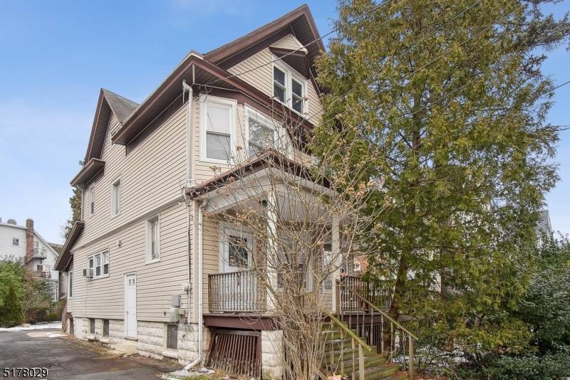 616-618 Park Ave, Elizabeth City, NJ 07208