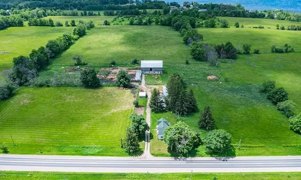 Selwyn, ON K0L 1T0,1624 TARA RD