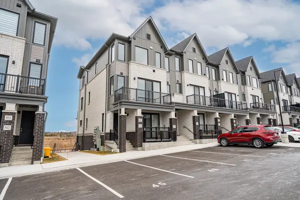 Cobourg, ON K9A 4J9,160 Densmore RD #604