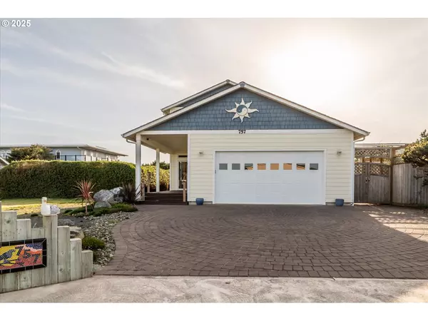 757 NEWPORT AVE SW, Bandon, OR 97411