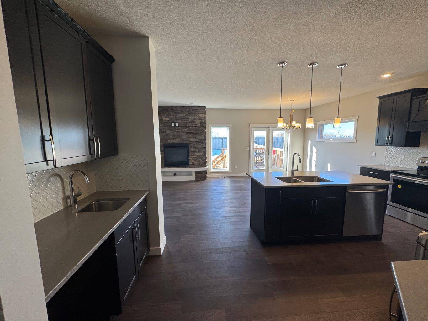 Grande Prairie, AB T8X 0R5,8857 85A AVE