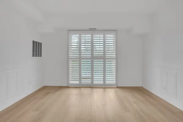 Barrie, ON L4N 0W4,49 Jacobs TER #215