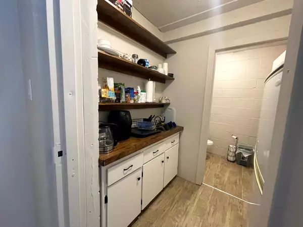 Dysart Et Al, ON K0M 1S0,83 Maple AVE #10B