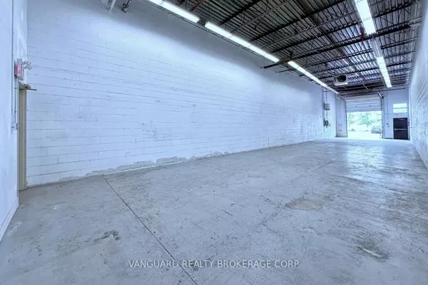 Toronto W10, ON M9V 4A8,20 Baywood RD #1-2