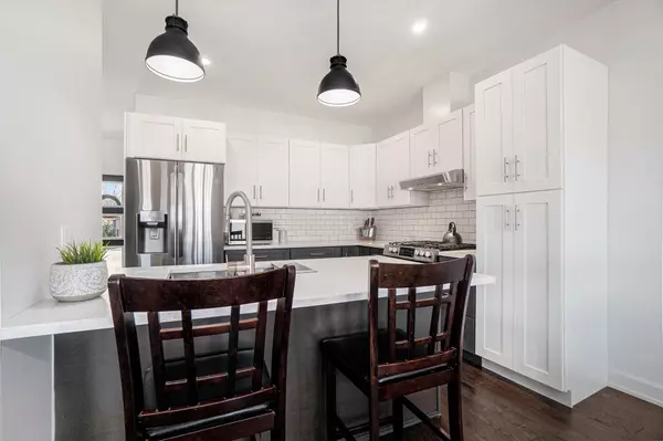 North Dundas, ON K0C 2K0,426 Queen ST