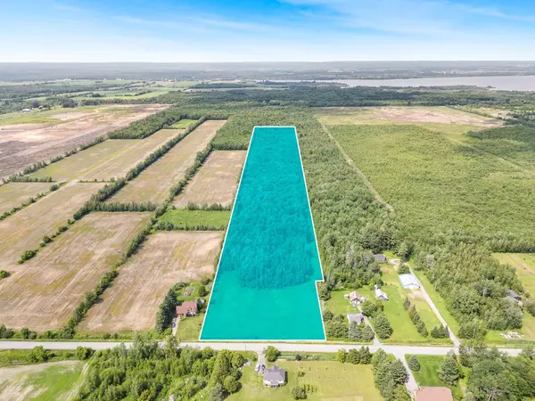 Pt lot 17 Concession 2 RD, East Hawkesbury, ON K0B 1B0