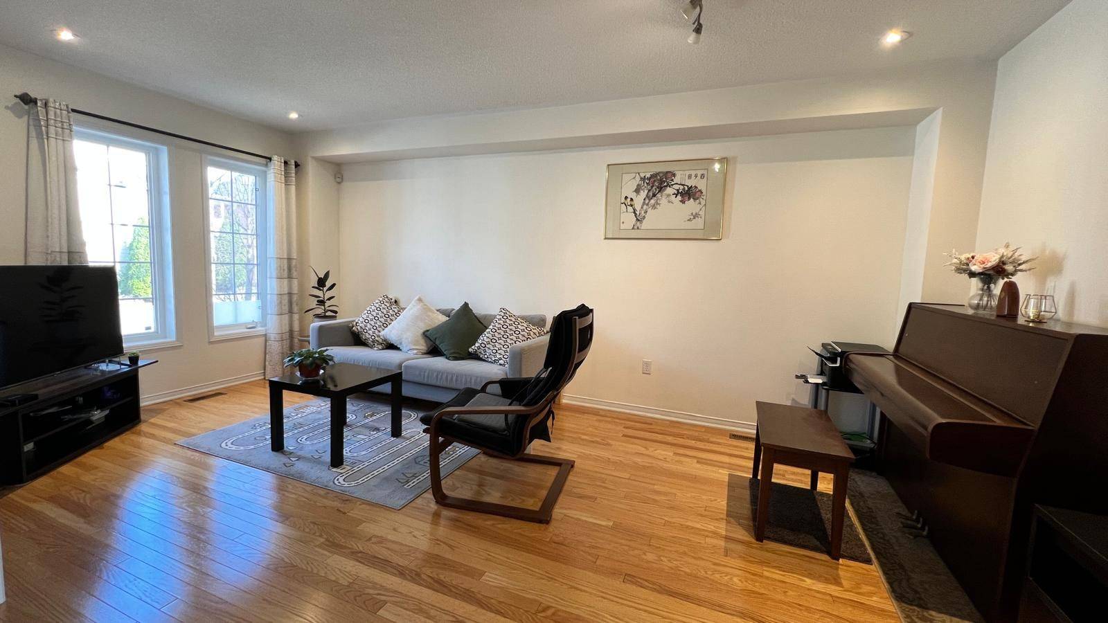 Markham, ON L6B 0H5,22 Capogna ST