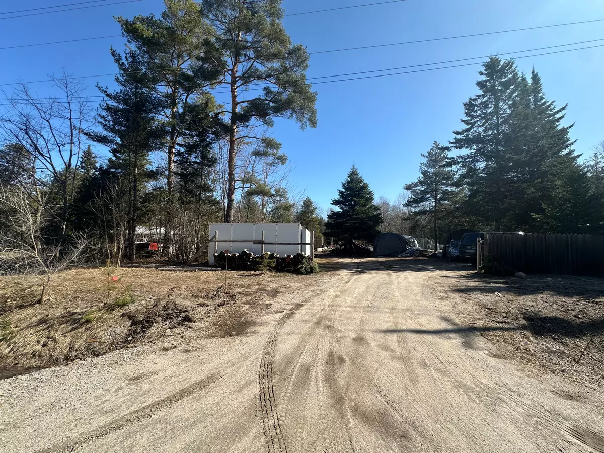 Tay, ON L0K 2E0,7183 Hwy 93 HWY