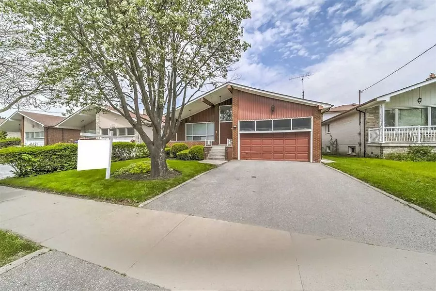 Toronto C07, ON M2R 2V4,93 Peckham AVE #B1