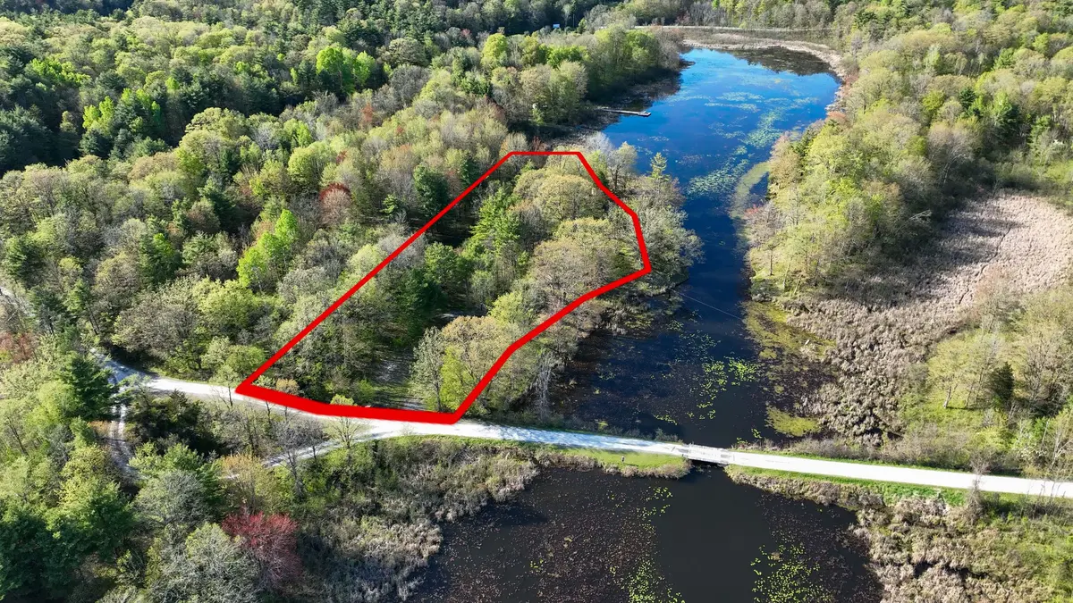 Rideau Lakes, ON K0G 1X0,PT LT 2 Creek Crossing LN