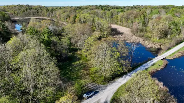 Rideau Lakes, ON K0G 1X0,PT LT 2 Creek Crossing LN