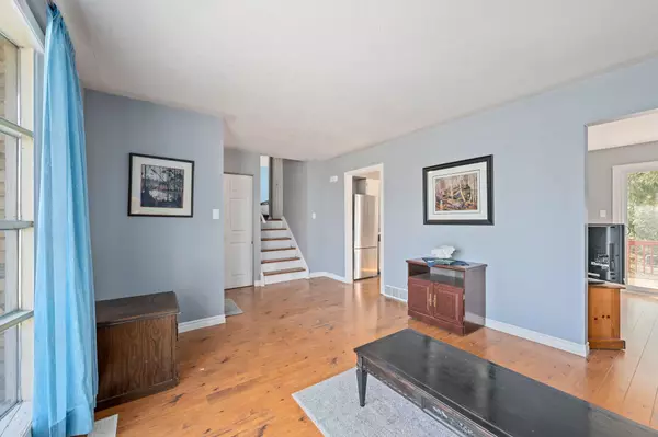 London North, ON N6G 1K9,453 CASTLEGROVE BLVD