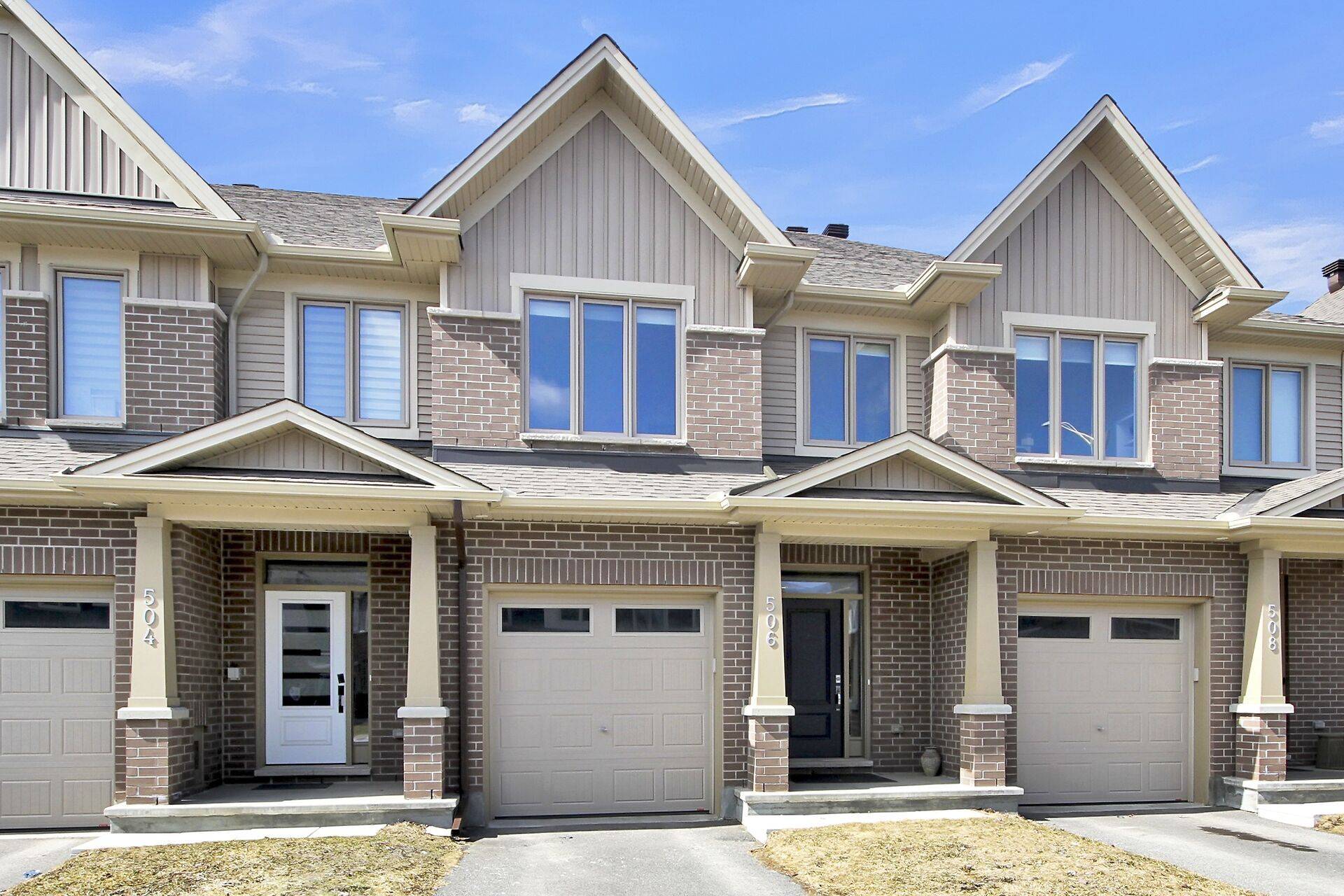 506 Muscari ST, Blossom Park - Airport And Area, ON K1T 0S3