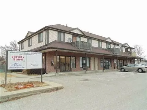 677 Marksbury RD #1, Pickering, ON L1W 2T3