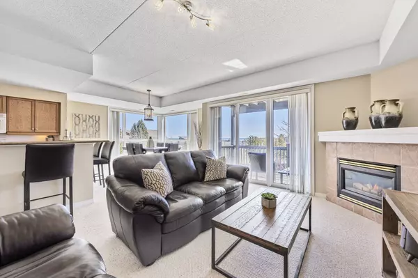 Collingwood, ON L9Y 5C7,434 Mariners WAY #5