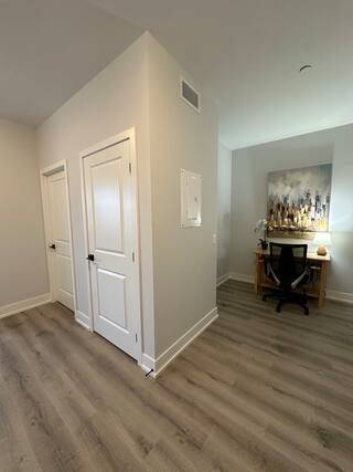 Manor Park - Cardinal Glen And Area, ON K1K 4E4,1350 Hemlock RD #110
