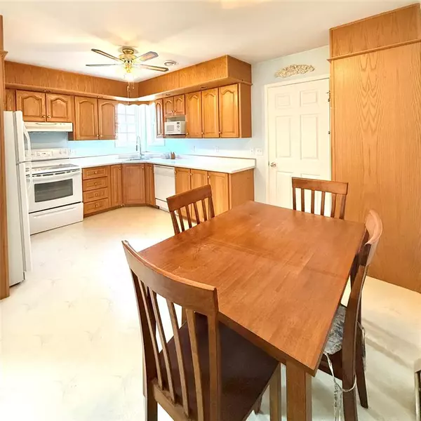 Clarenville, NL A5A 1B3,19 Bayview Road