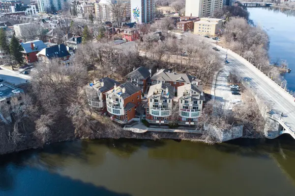 Lower Town - Sandy Hill, ON K1N 9N7,250 Fountain PL #105G