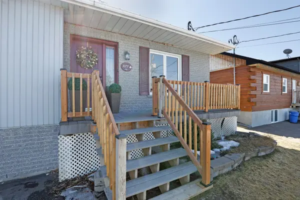 Champlain, ON K0B 1K0,877 Queen ST