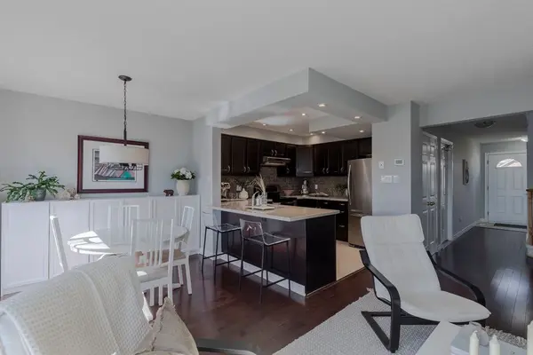 Hamilton, ON L0R 2H0,79 Braeheid AVE #1