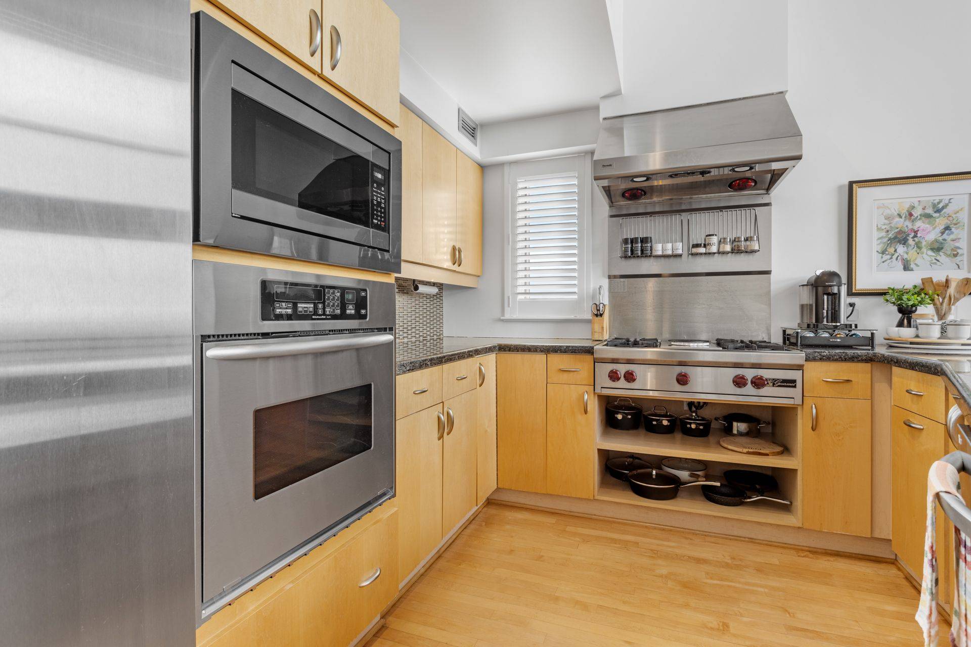 Glebe - Ottawa East And Area, ON K1S 1B1,29 Main ST #301