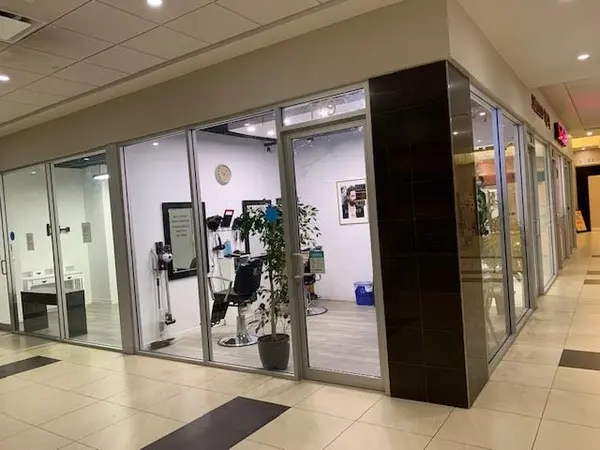 Toronto C01, ON M5B 1S8,384 Yonge ST #118