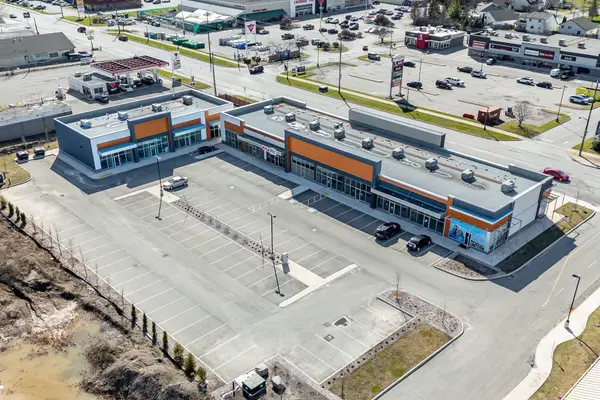 Fort Erie, ON L2A 1M9,315 Garrison RD #5