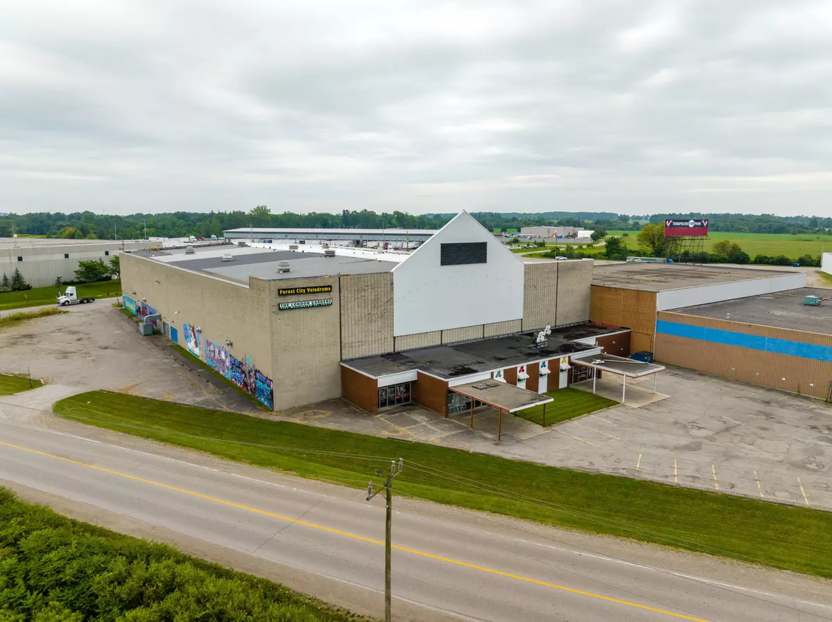 London South, ON N6N 1K9,2809 Roxburgh RD