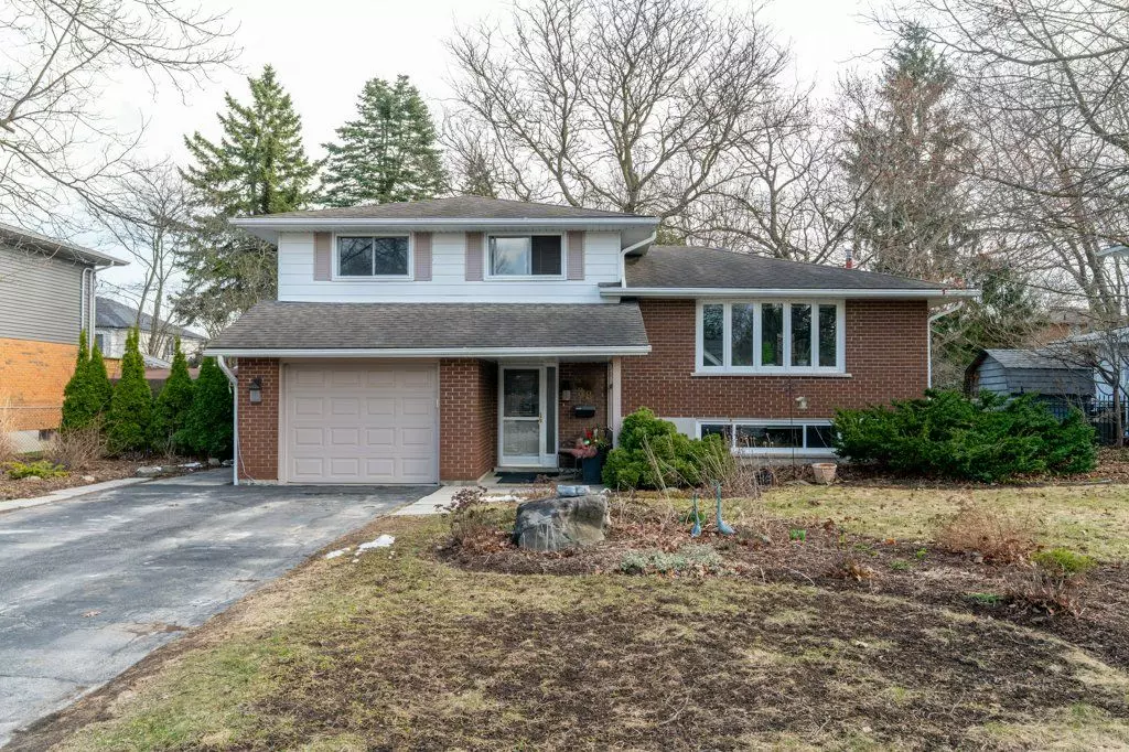 Guelph, ON N1G 2X3,38 Hickory ST