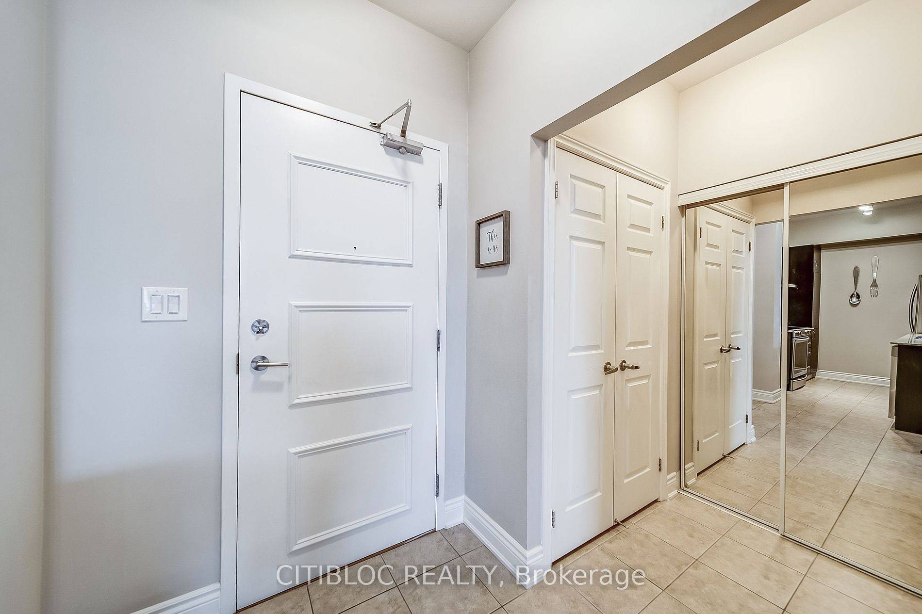 Vaughan, ON L6A 4R7,10211 Keele ST #236