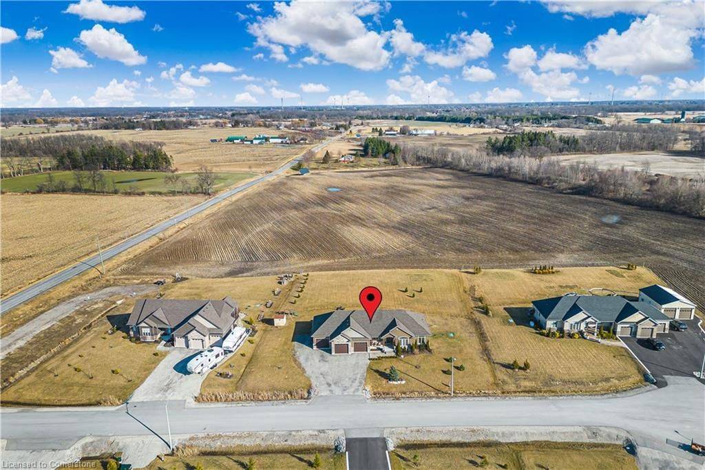 Haldimand, ON N1A 2W2,5 SILVERTHORNE CT