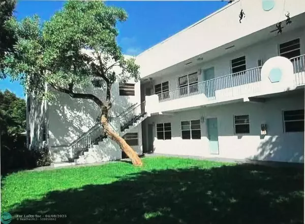 1925 Madison St #22, Hollywood, FL 33020