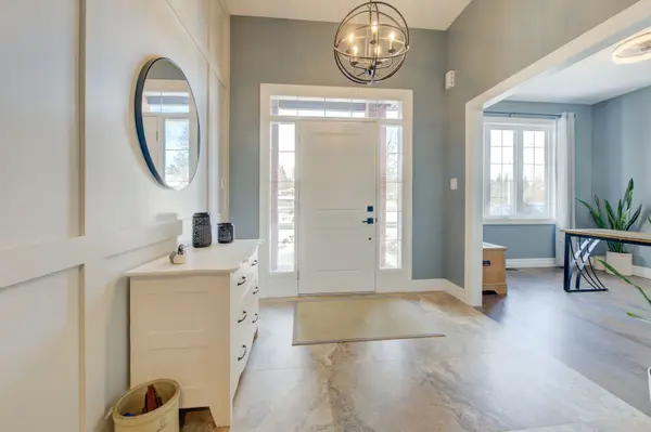 East Zorra-tavistock, ON N0J 1M0,35 James ST