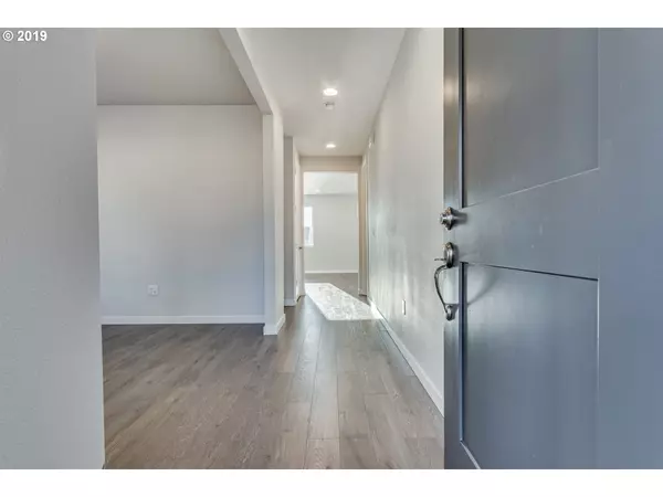 St Helens, OR 97051,35240 FAIRFIELD CT