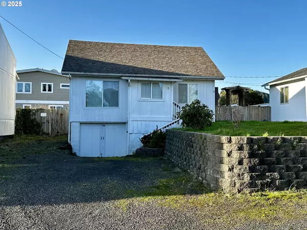 Depoe Bay, OR 97341,35 HAWKINS ST
