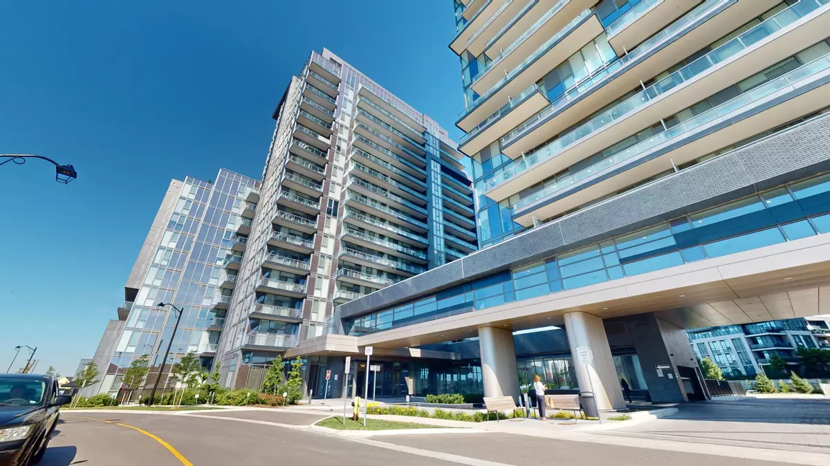Vaughan, ON L4J 0L2,10 Gatineau DR #209