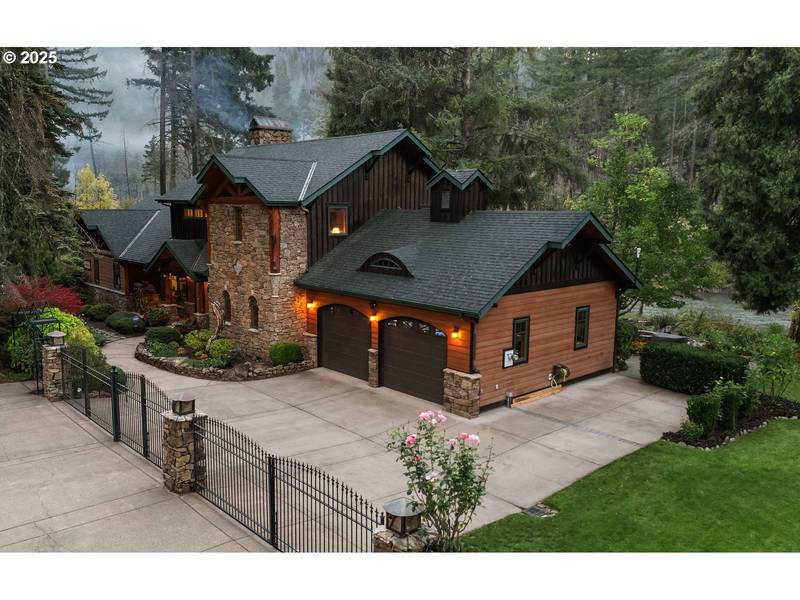 91295 Blue River RD, Blue River, OR 97413