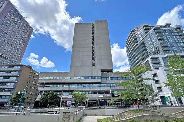 Toronto C01, ON M5S 2T9,720 Spadina AVE #1510