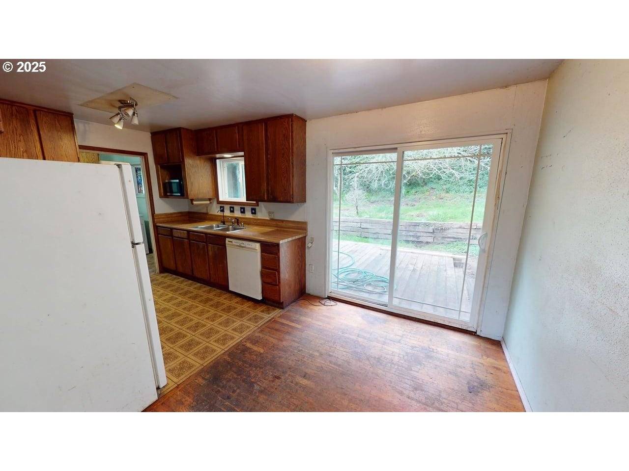 Port Orford, OR 97465,1230 WASHINGTON ST