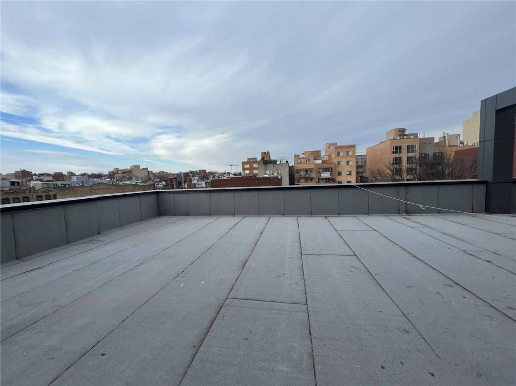 Brooklyn, NY 11220,816 58th ST #3FL