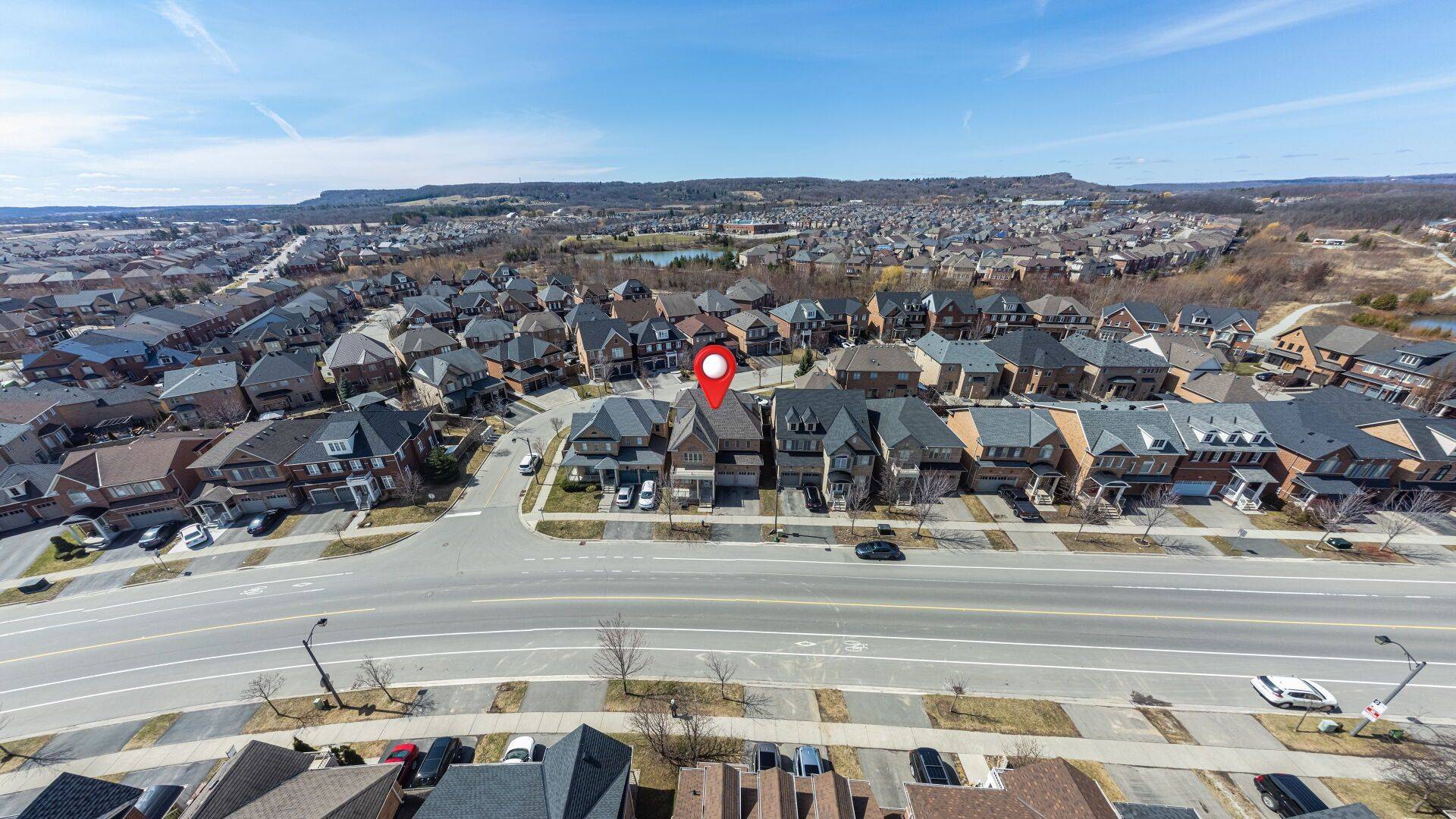 Milton, ON L9T 0T2,396 Scott BLVD
