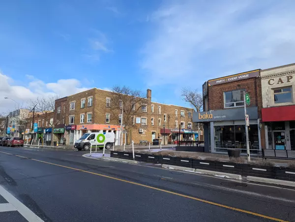 Toronto W02, ON M6S 1N6,2256 Bloor ST W