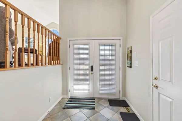 Kingston, ON K7P 3J2,166 Langfield ST