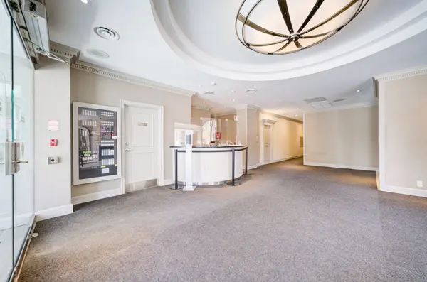 265 Ridley BLVD #509, Toronto C04, ON M5M 4N8