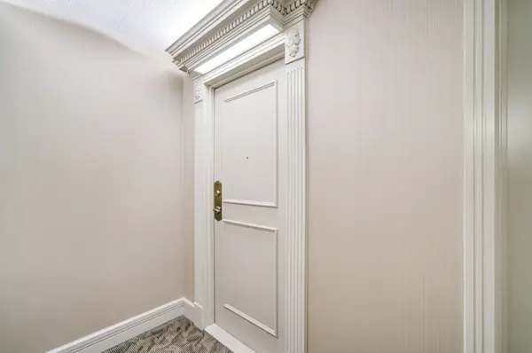 265 Ridley BLVD #509, Toronto C04, ON M5M 4N8