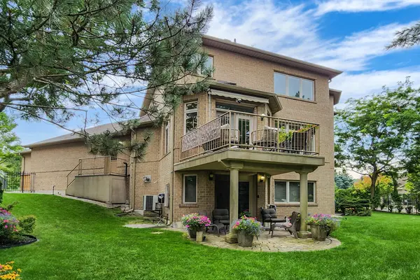 151 Nevada CRES, Vaughan, ON L6A 2V4